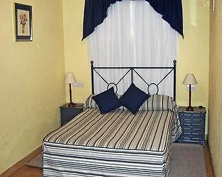 Elite Apartments At Pueblo Evita 베날마데나코스타